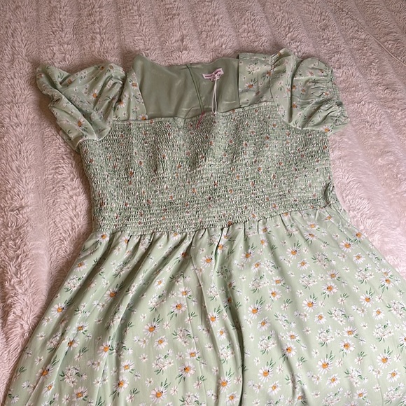 NWT Green Flower Print Dress from ASOS - Picture 4 of 4